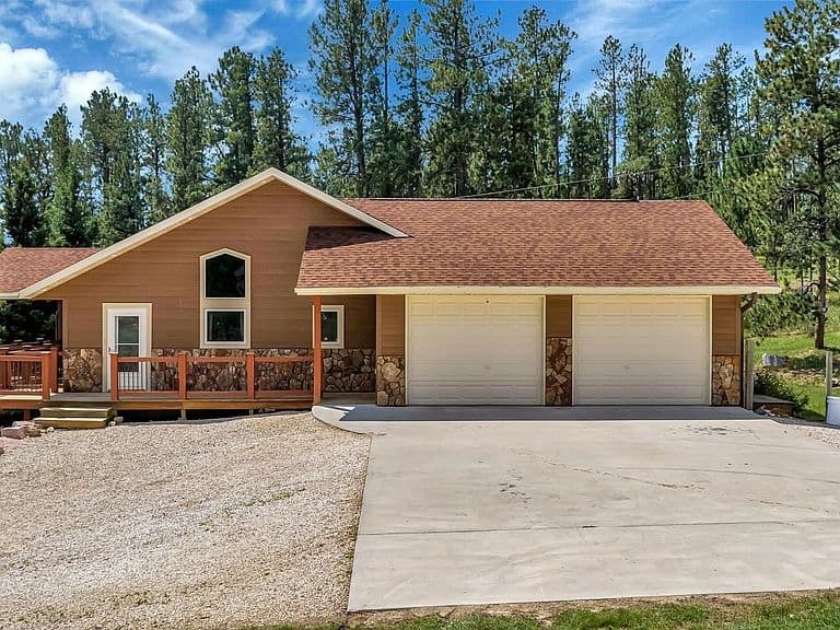 25007 Chandler Dr photo 2