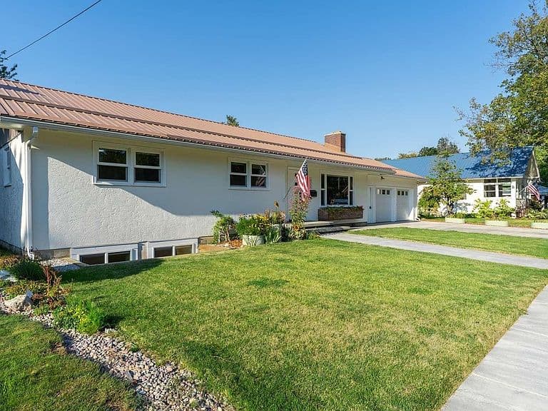 422 Antone St photo 3