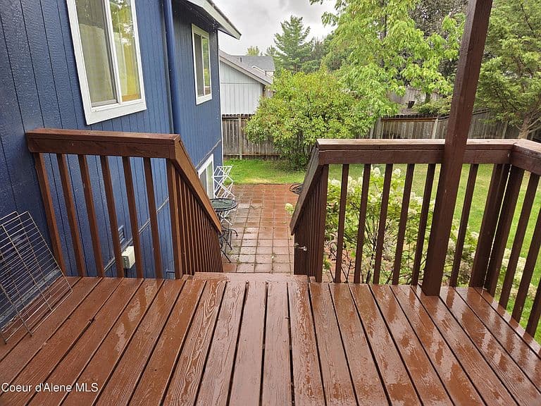 2740 N Top Flight Dr photo 5