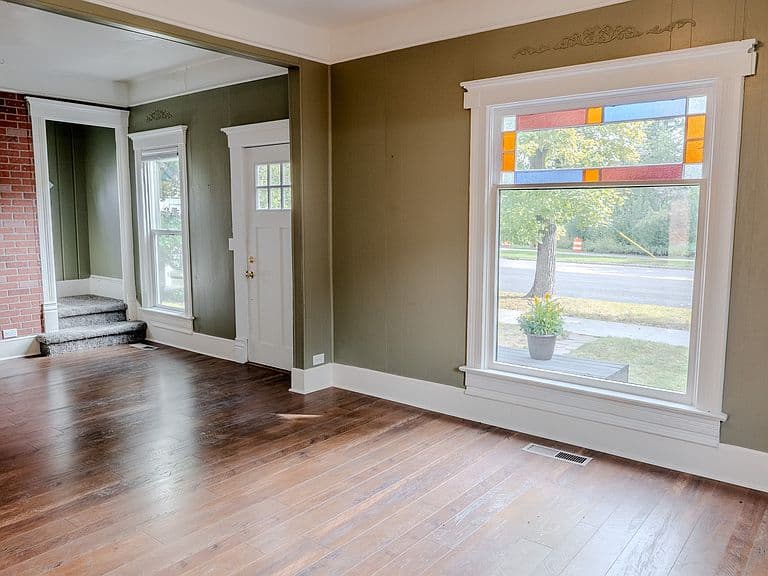 4 Woodland Ave photo 2