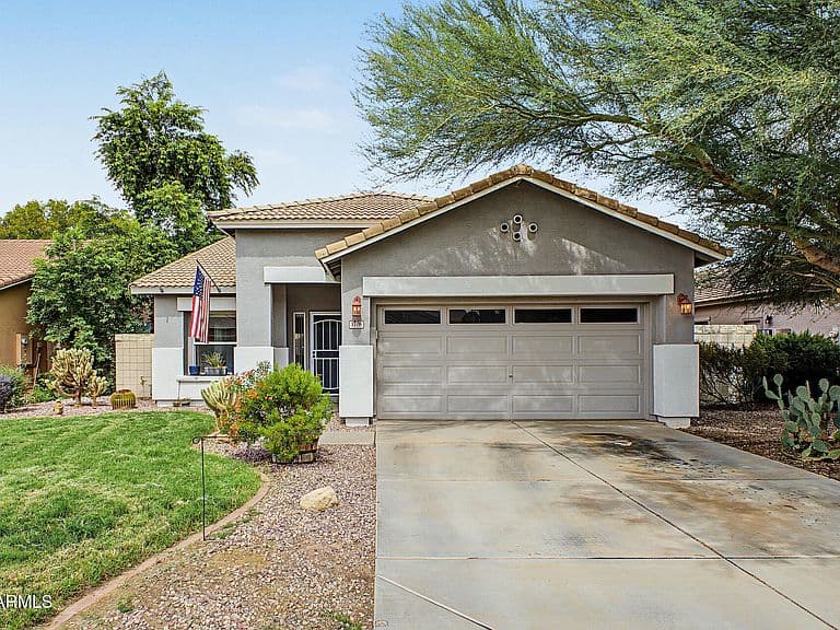 3708 E REMINGTON Drive photo 2
