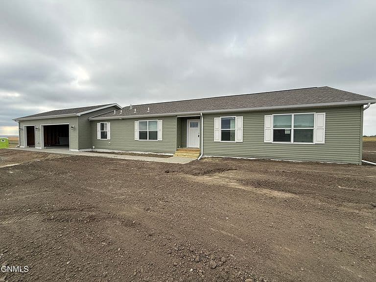 13086 Sandy St photo 1