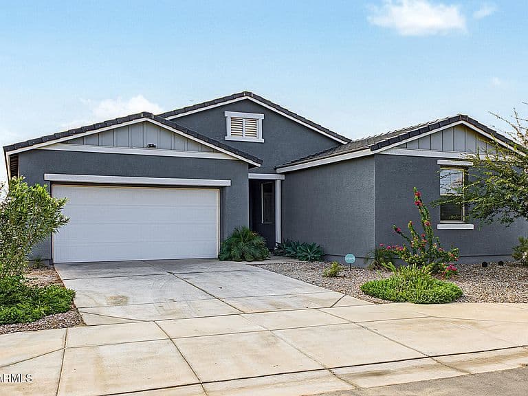 47501 W Pecan Woods -- photo 4