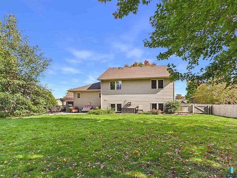 5209 S Woodwind Ave photo 2