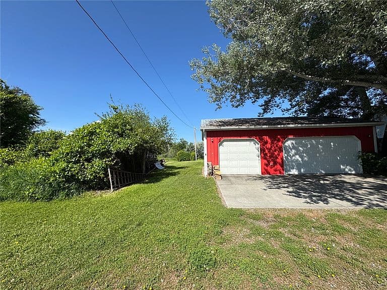 2822 S 35th Rd photo 5