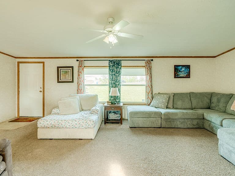 3765 Westward Dr N photo 3