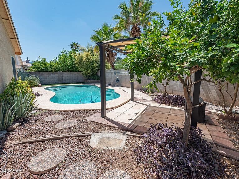 6706 W Nueva Vista Dr photo 4