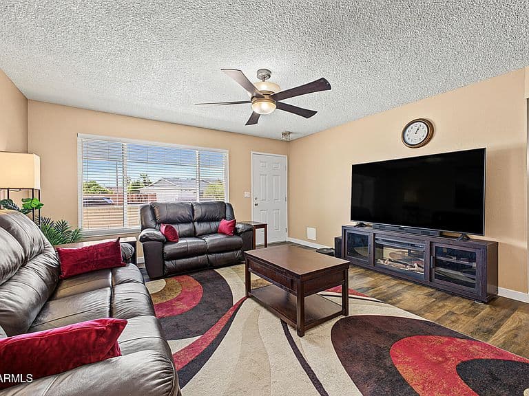 12221 N COGGINS Drive photo 5