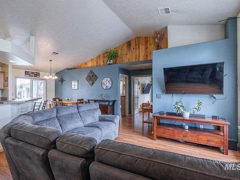 9521 W Cory Ln photo 5