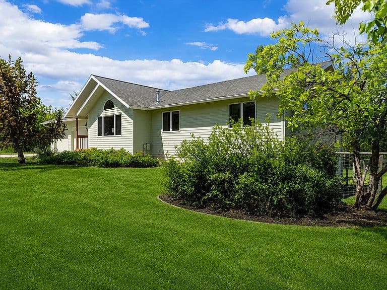 292 Tie Chute Ln photo 3
