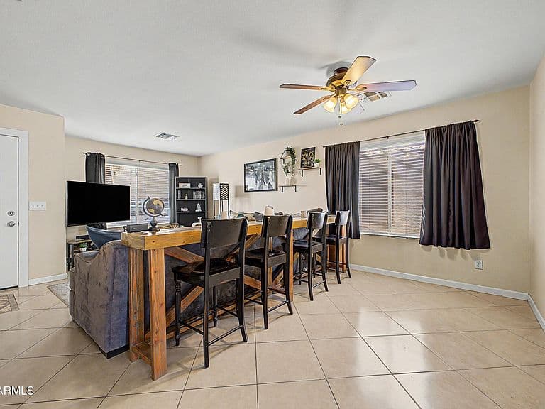 2098 E SPRUCE Drive photo 5