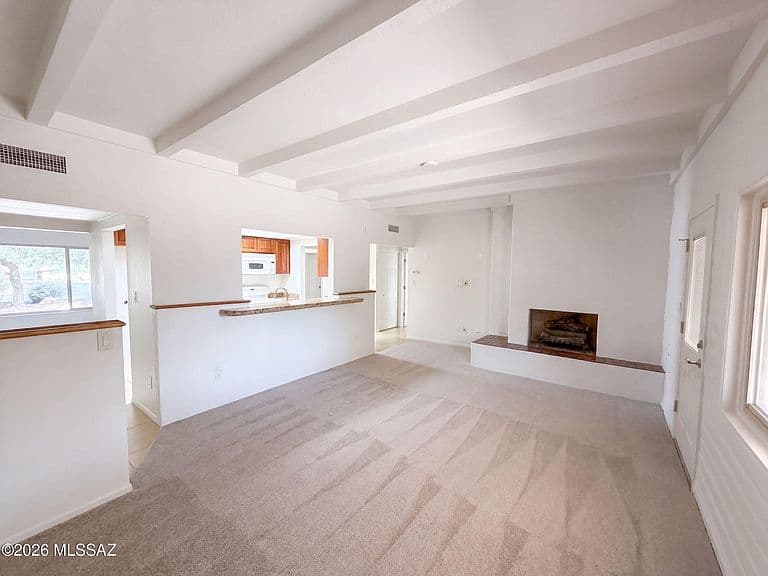 4410 E La Cienega St photo 3