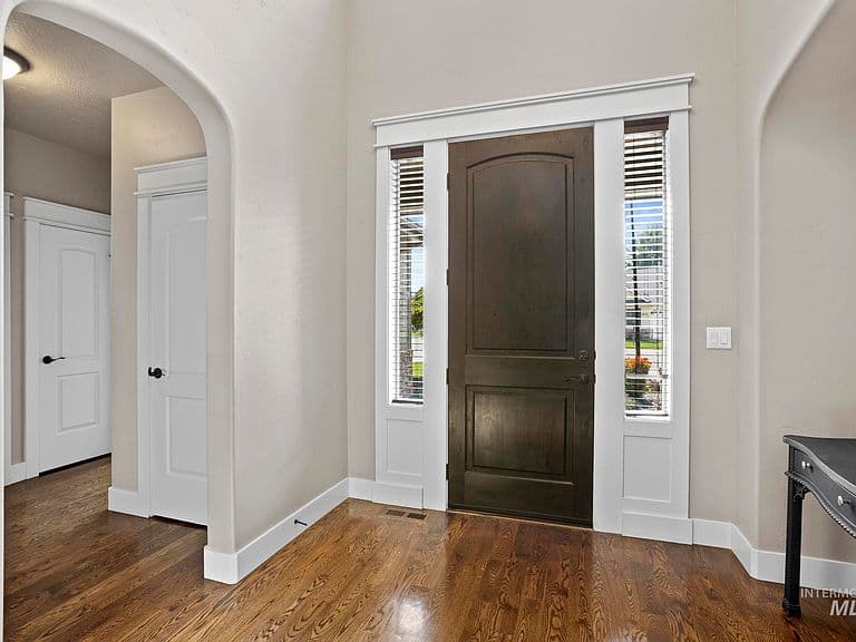 3640 E Granger Dr photo 3