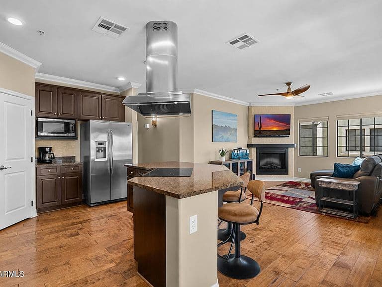 10757 N 74TH Street #2024 photo 5