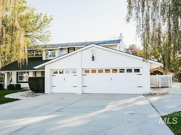 106 Rainbow Cir photo 3