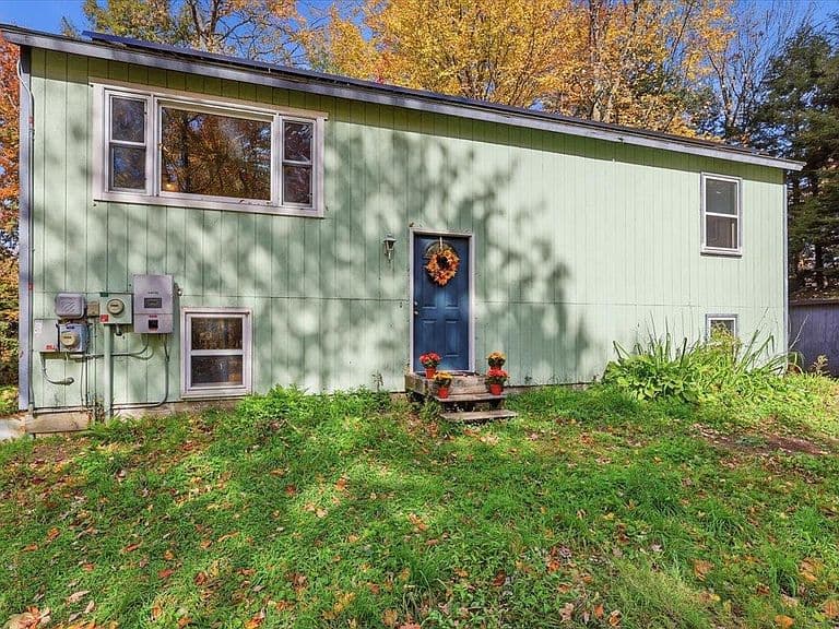 391 Birchwood Drive photo 1