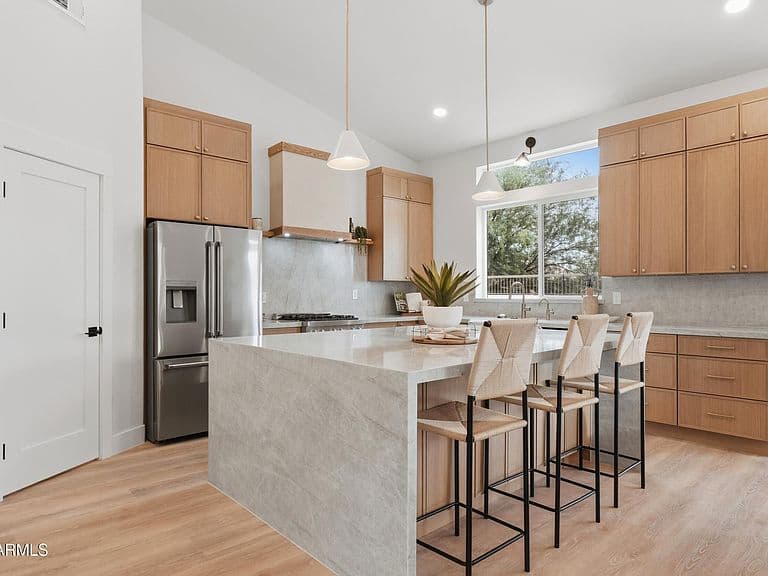 7703 E SAYAN Street photo 2