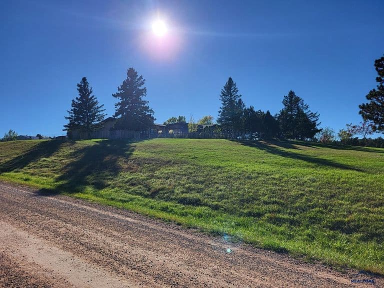 10705 N High Meadows Dr photo 2