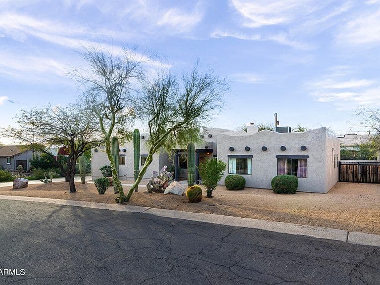 9822 E Palermo Ave photo 5