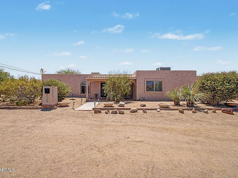 4885 E SHIPROCK Street photo 2