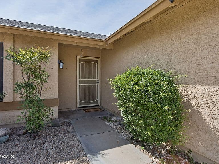 3133 W RUNION Drive photo 3