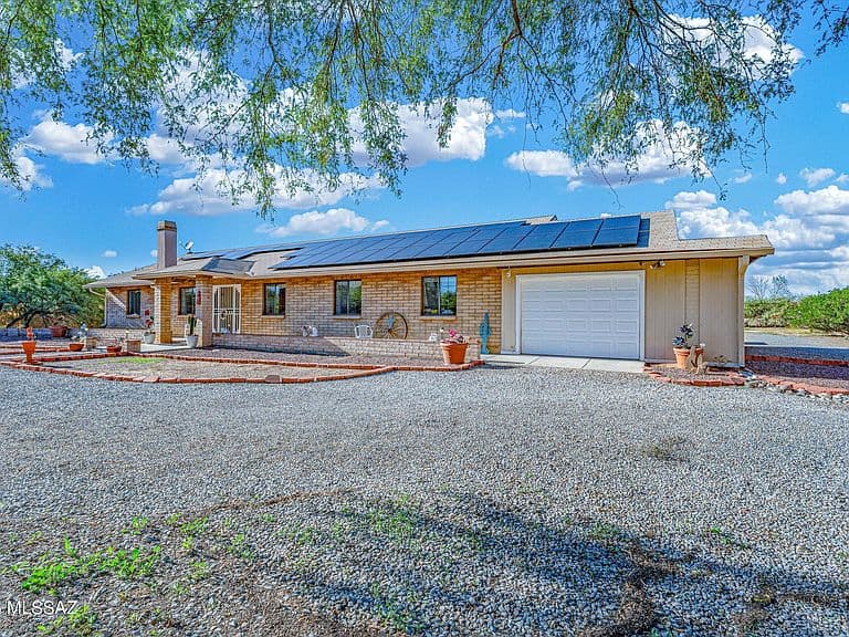 15694 N Twin Lakes Dr photo 1