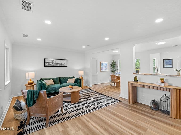 5910 Timberline Trl photo 4