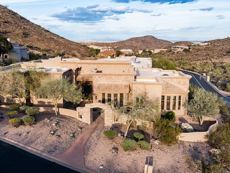 1744 E DESERT WILLOW Drive photo 1