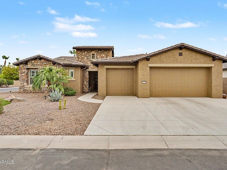 16759 W CYPRESS Street W photo 5