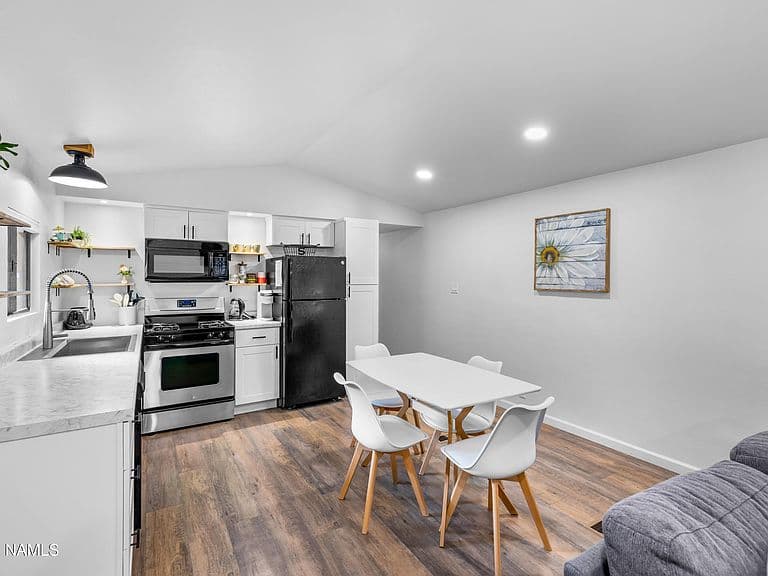 2996 Ancient Trl photo 3