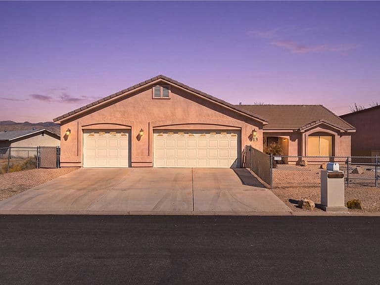 513 Palo Verde Drive photo 2