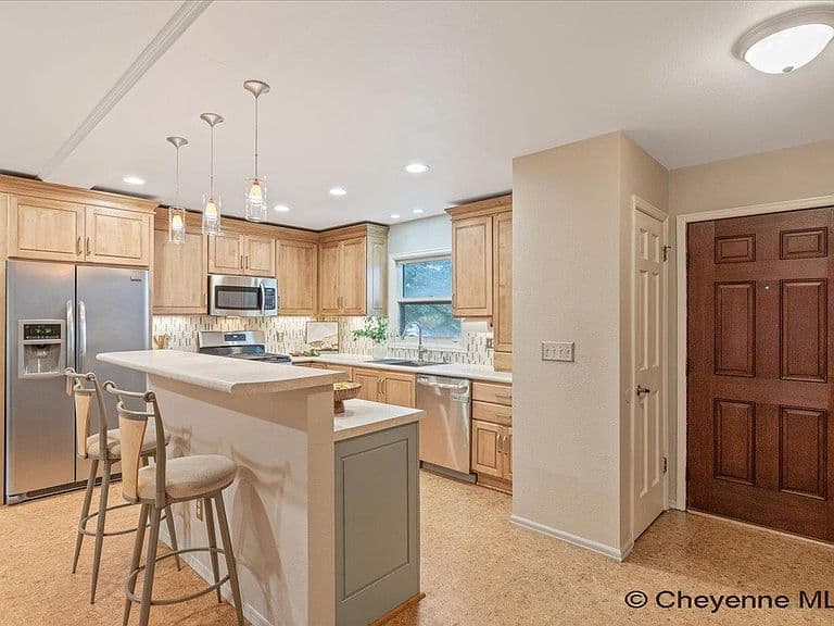 7009 Tumbleweed Dr photo 4