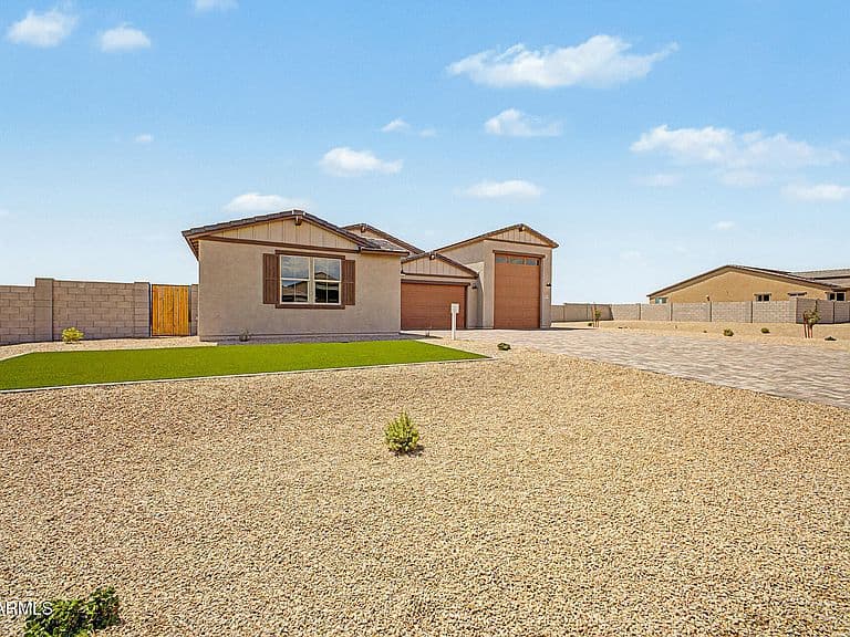 24311 W DUANE Lane photo 5