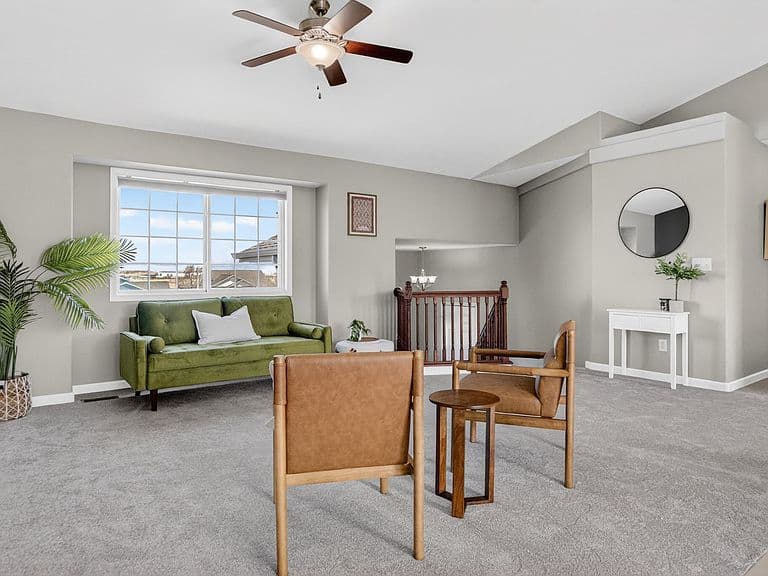 401 Kahler Ct photo 4