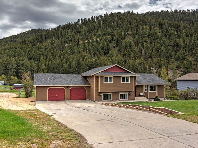 21133 Handley Loop photo 3