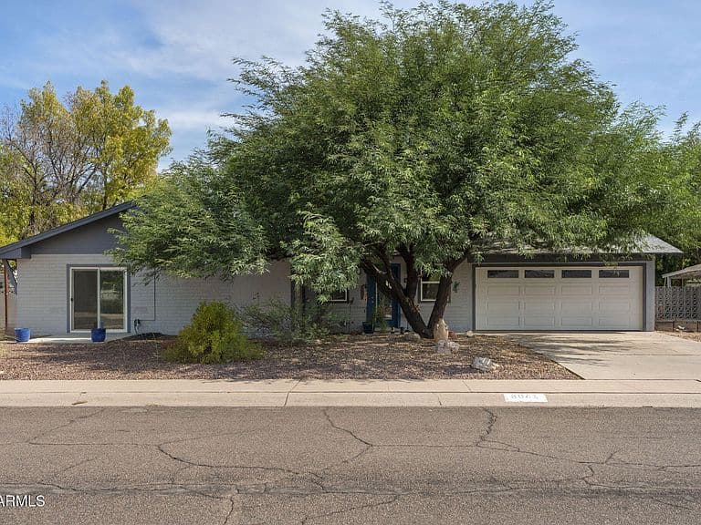 8061 E VIRGINIA Avenue photo 1