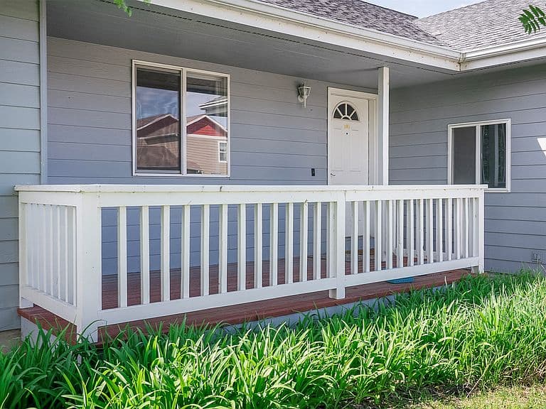 108 Russell Dr photo 4