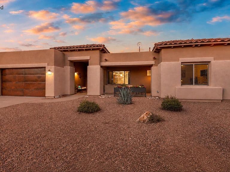 10528 S Coyote Melon Loop photo 3