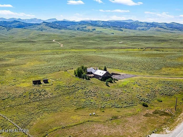 13981 Us Highway 191 photo 2