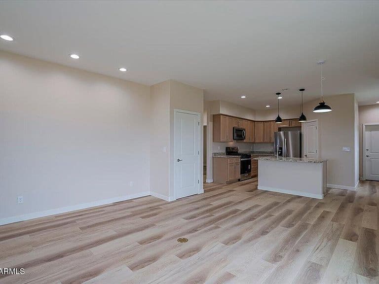 8285 W Abbey (Barndominium) Lane photo 5