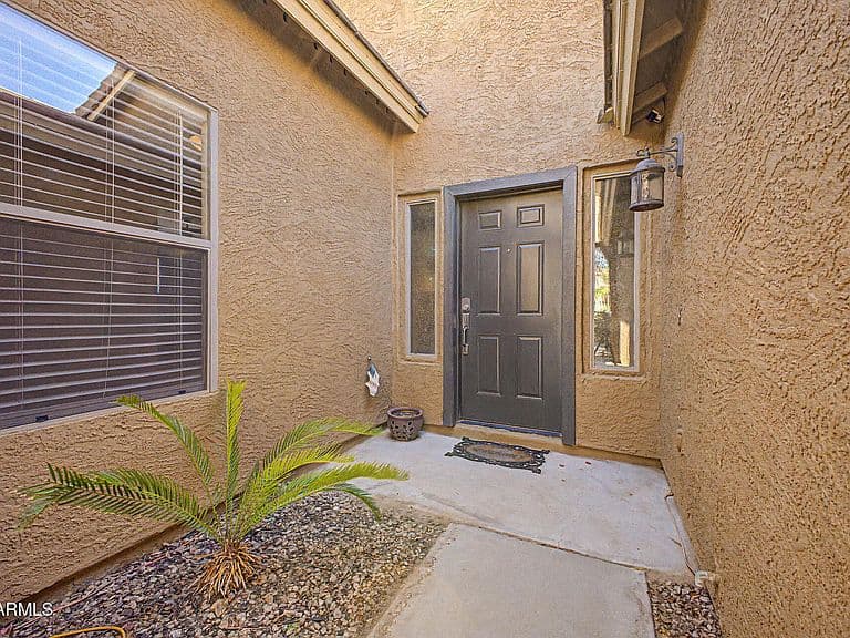 3346 S 256TH Drive photo 4