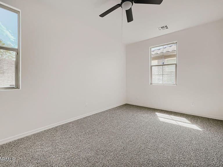 16379 W Latham Street photo 4