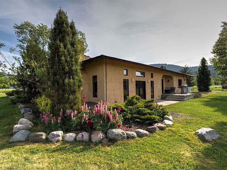 4175 Rattlesnake Dr photo 3