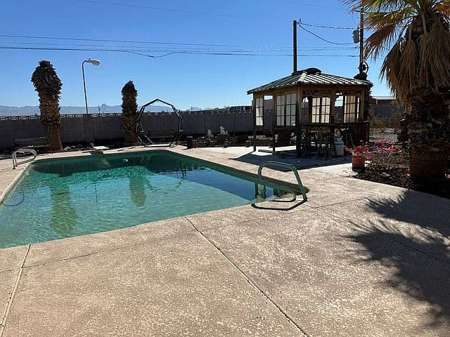 5174 S Pasadena Road photo 3