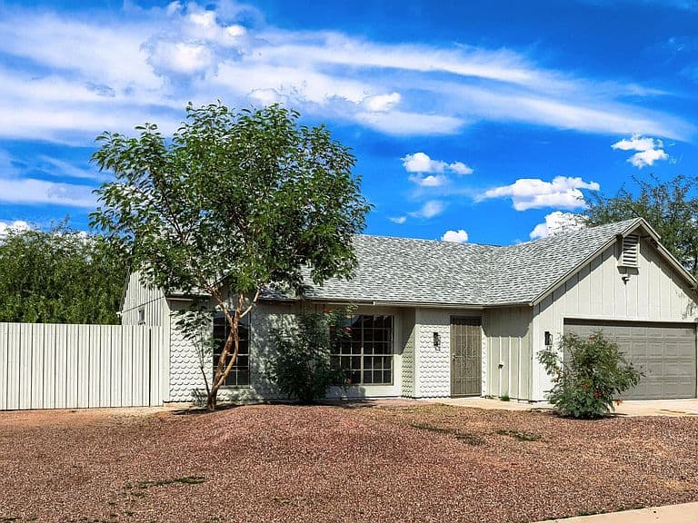 6910 W MOUNTAIN VIEW Road photo 1