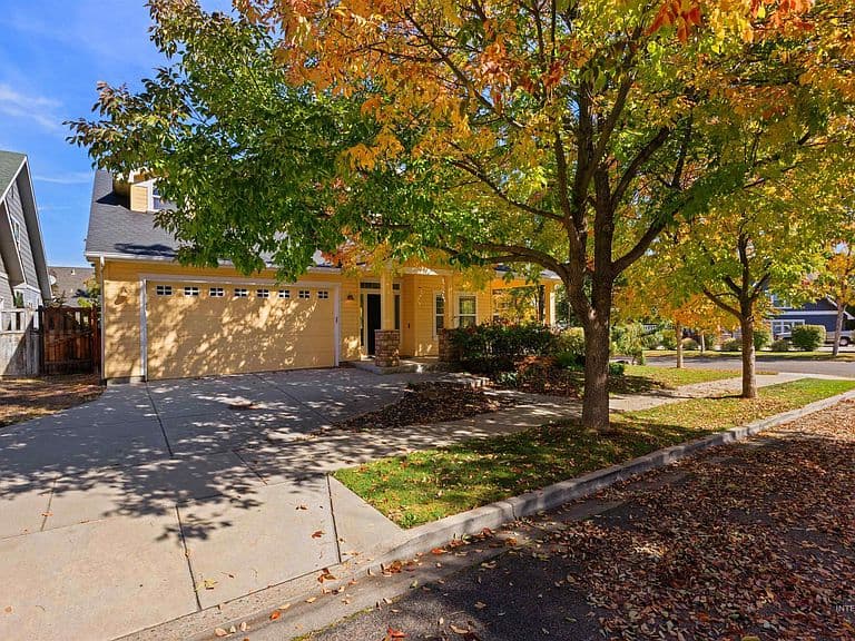 5426 W School Ridge Rd photo 5