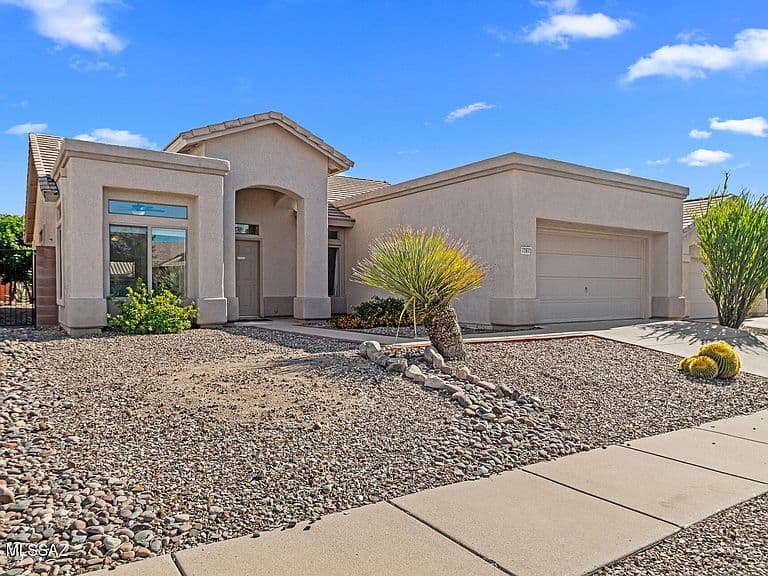 1781 W Eagle Crest Pl photo 2