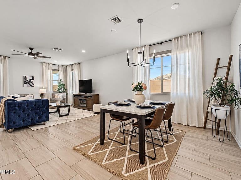 17224 W DESERT SAGE Drive photo 5