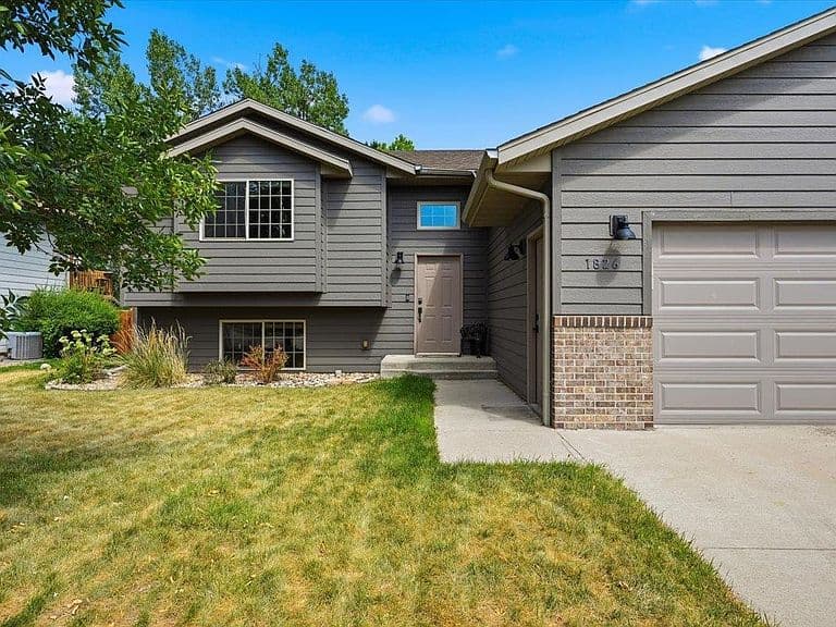 1826 Sugar Creek Pl photo 1