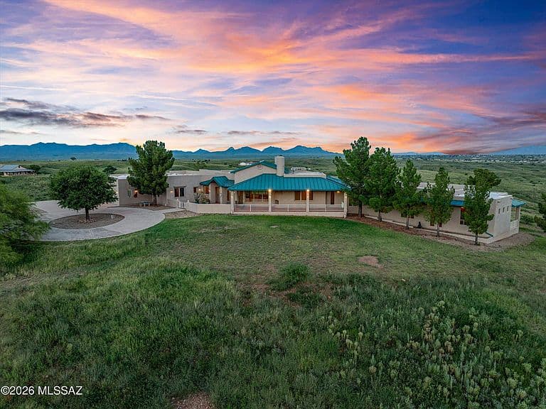 70 Foothills Ct photo 1